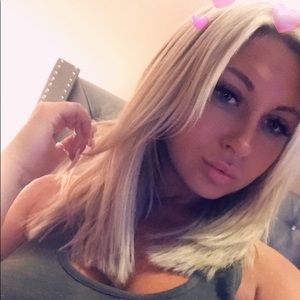 Meet your Posher, Ashley